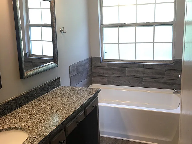 2741 Fleet Dr — Photo 3