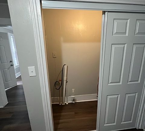 5th image of 1680 Montrose St
