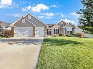 2008 Riverdew Dr, Saint Paul, MO 63366
