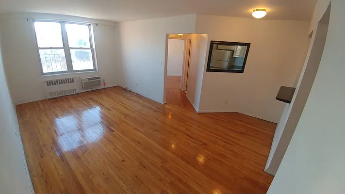 Rented by Metro Garden Realty NYC | media 46