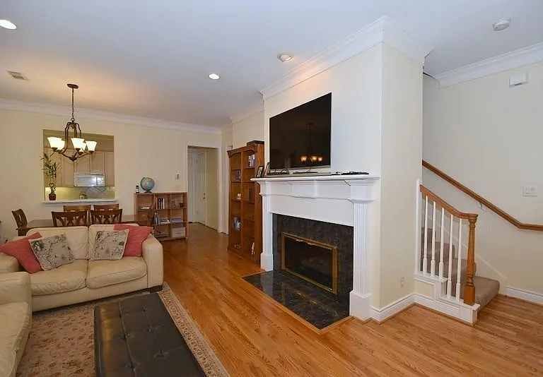 6841 Staffordshire Blvd — Photo 6
