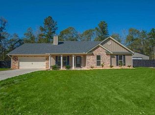 181 Ivy Creek Dr, Bogart, GA 30622