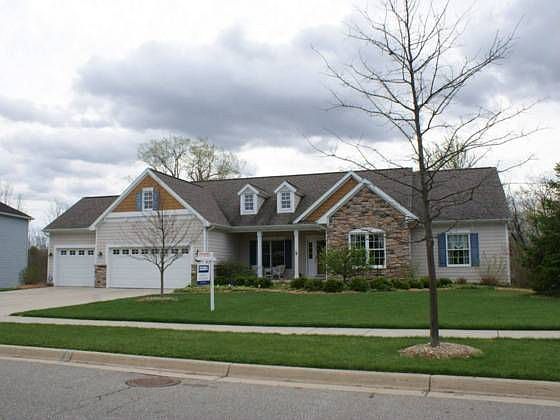 1st image of 503 Riverwalk Dr