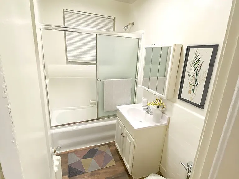 Hillside Gardens Apartment Homes — Photo 23