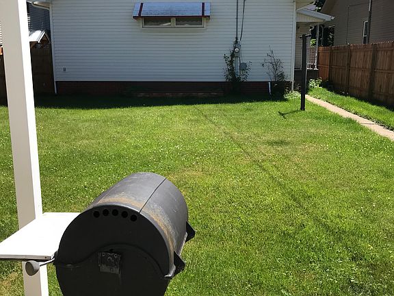 2nd image of 612 Gorley St
