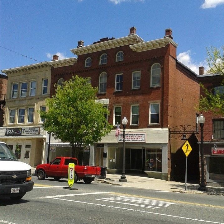 2nd image of 320 Main St Ste 2