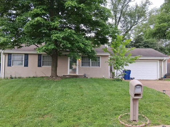 158 E Donaldson Dr, Saint Louis, MO 63129