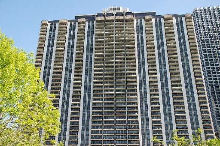 1st image of 130 E Randolph St Ste 400
