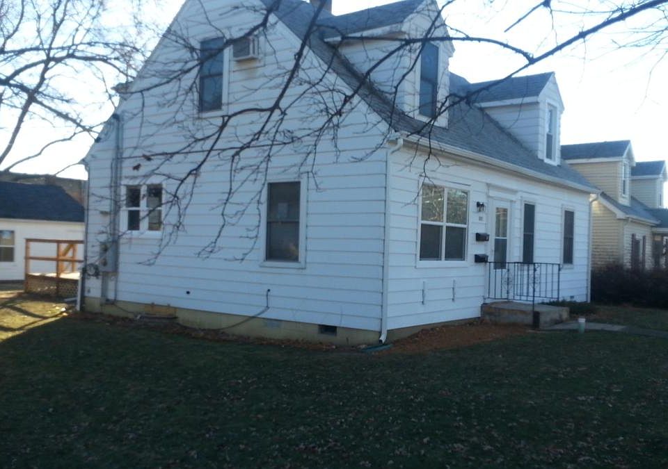 1st image of 281 N Slusser Street # First Floor