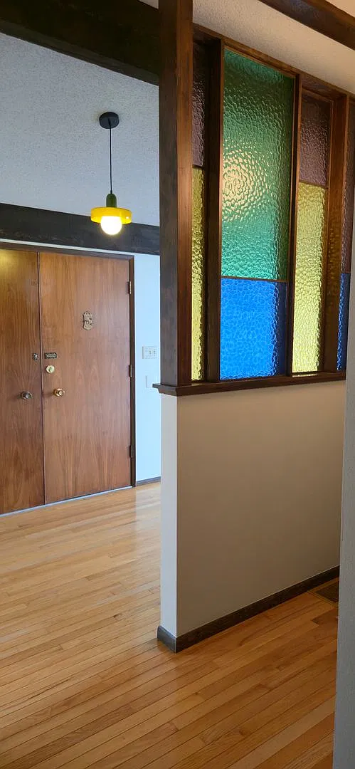 Lake WA out your door Basement Unit — Photo 3