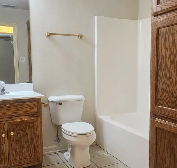 5555 Springvale Rd — Photo 11