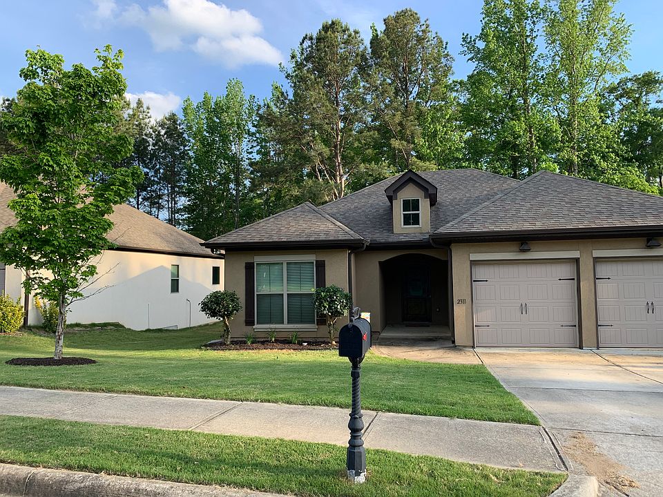 2nd image of 2311 Vincente Dr