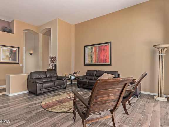 5th image of 16548 N 109th Pl