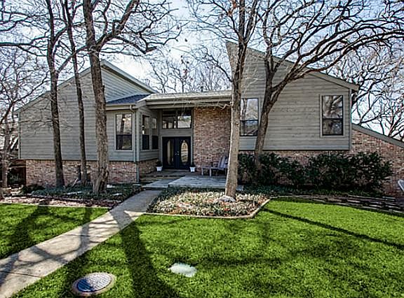 2nd image of 108 Oaktree Dr