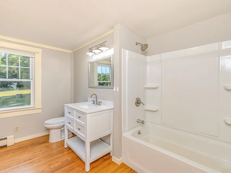 4 Hydeville Rd #1 — Photo 16