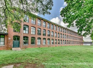 201 S Hoskins Rd APT 131, Charlotte, NC 28208