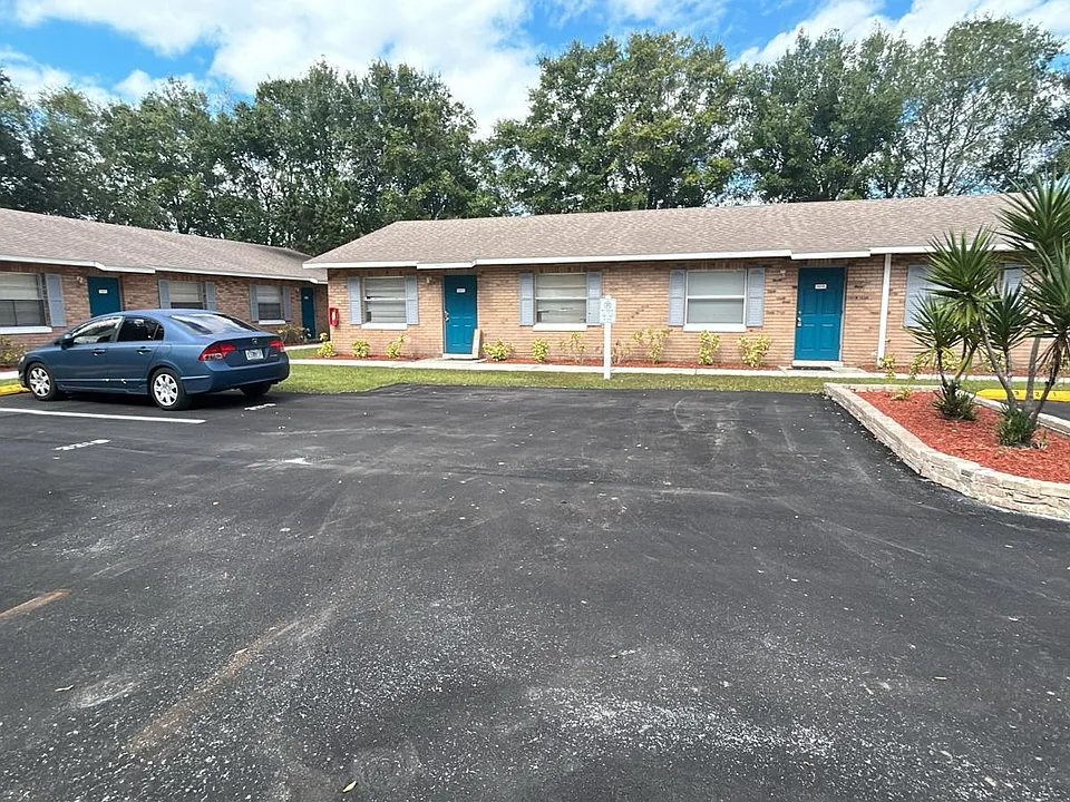 3223 Pershing St #3223