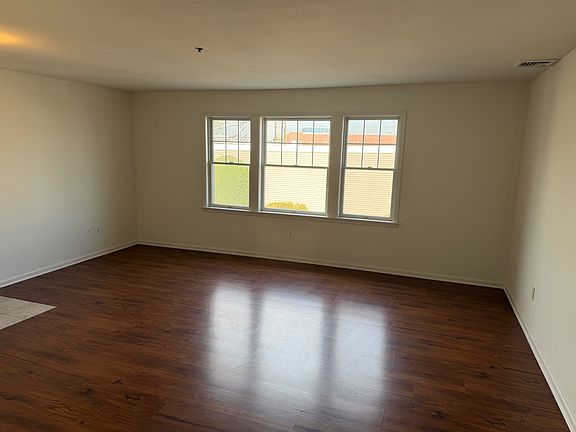 5th image of 35 Prospect St APT 5