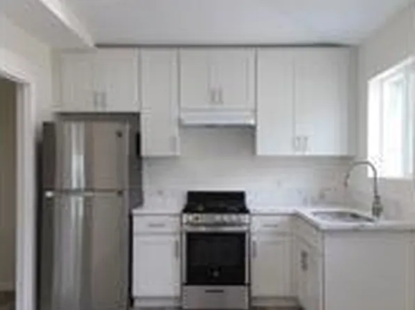 7310 W 89th St, Los Angeles, CA 90045