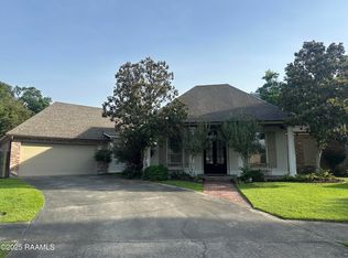 107 Londonderry Sq, Lafayette, LA 70508