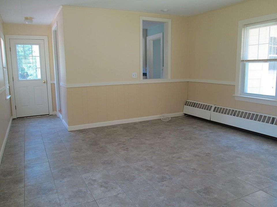 576 Common St, Walpole, MA 02081 Zillow