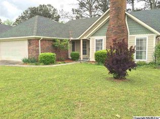 1927 S Brownstone Ct SW, Decatur, AL 35603