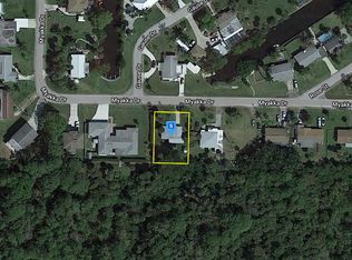 132 Myakka Dr, Venice, FL 34293