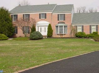 34 Remington Cir, West Windsor, NJ 08550