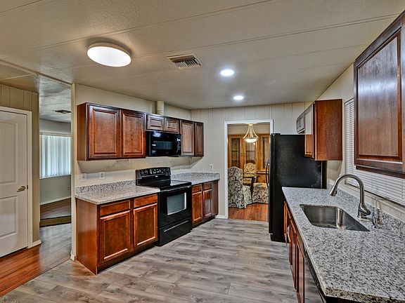 3rd image of 20632 N 35th Dr