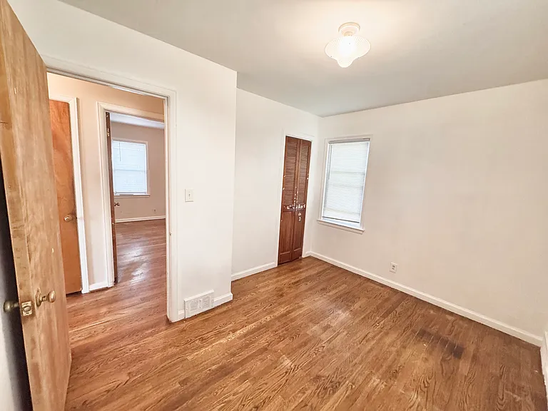 370 Bird Ave — Photo 7