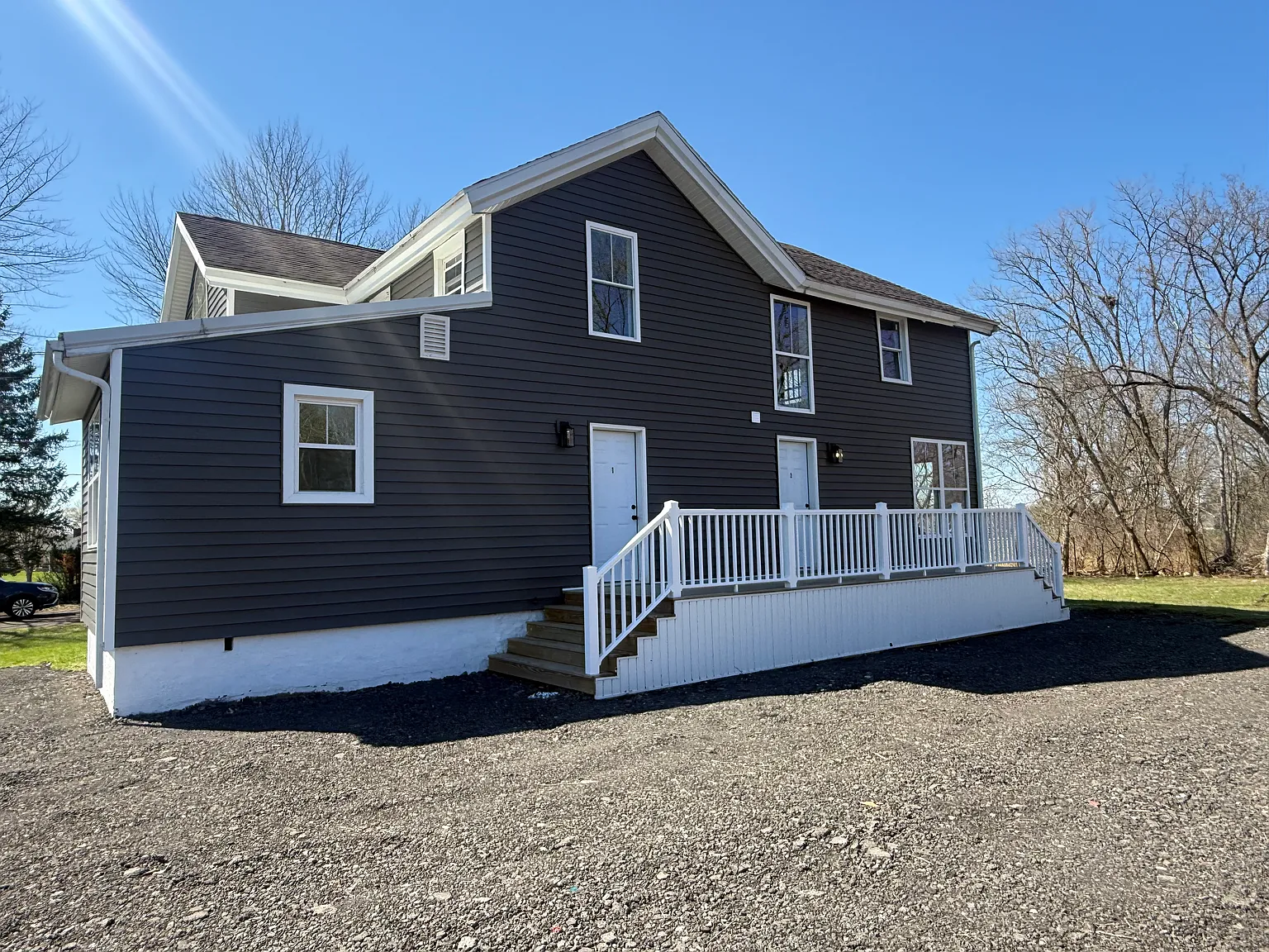 3 bed, 1200 sqft, $1,950 — Photo 1