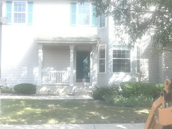 371 Evergreen Cir #371, Glendale Heights, IL 60139