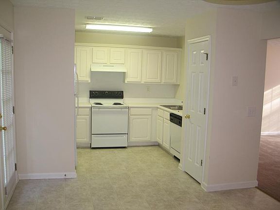 2nd image of 8304 Max Ct