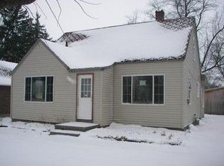 904 N Nottawa St, Sturgis, MI 49091