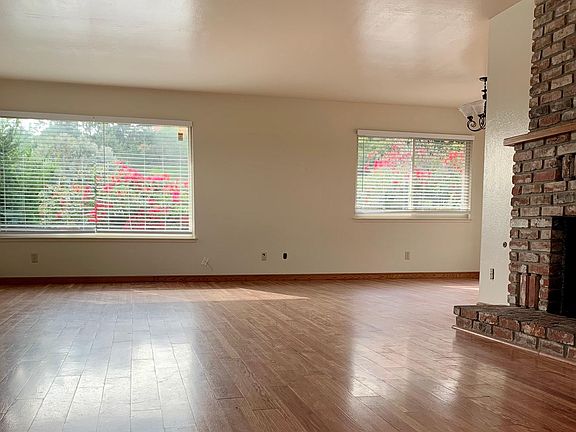 5th image of 1060 Escalona Dr