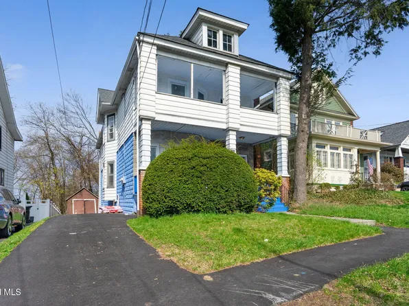 2422 Lavin Court, Troy, NY 12180