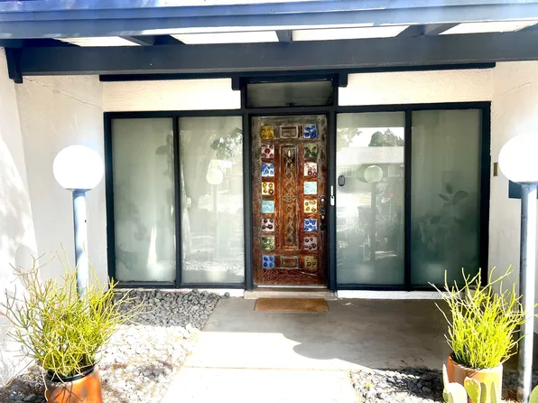 1330 Odlum Dr SE, Albuquerque, NM 87108