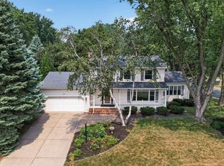 4532 Normandale Highlands Dr, Bloomington, MN 55437