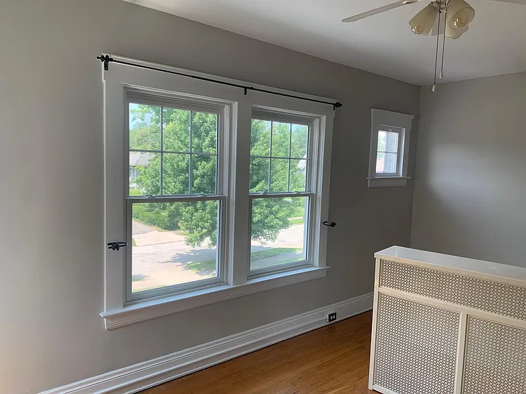 2399 Woodmere Dr — Photo 9