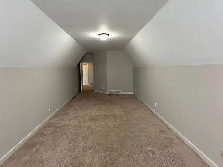 7294 Old South Dr — Photo 31