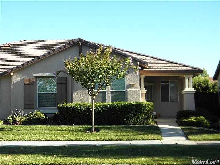 1st image of 300 Mill Valley Cir N