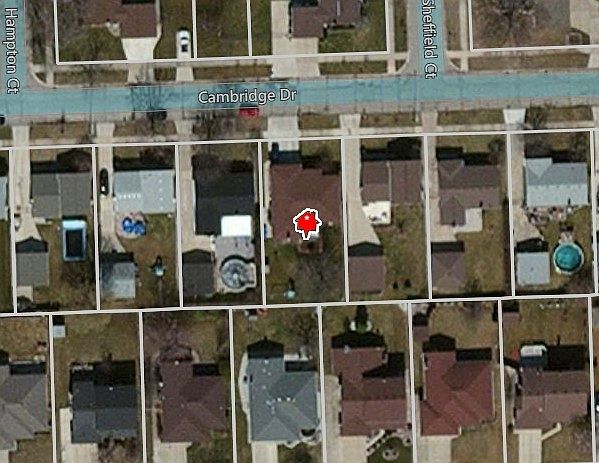 2nd image of 15446 Cambridge Dr