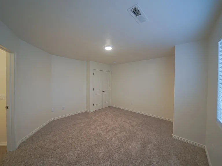 1000 E Bluffview Dr #115 — Photo 24