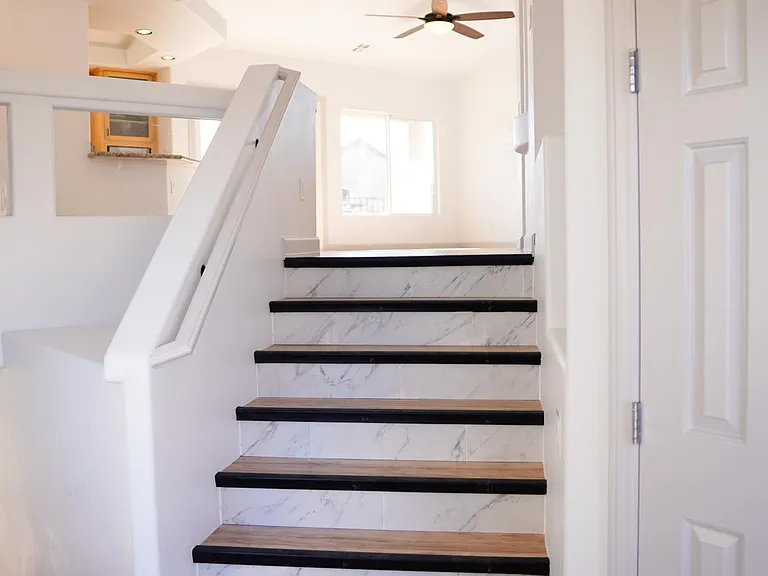 6219 White Point Ct — Photo 8