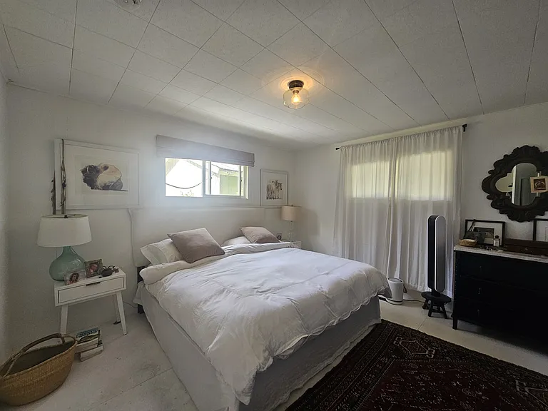 980 Wenzel Ln — Photo 17
