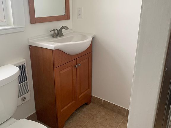 2nd image of 374 Banta Ave Floor 3