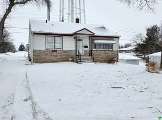 616 Circle Dr, Ida Grove, IA 51445