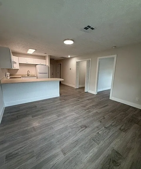 8437 SE Church St — Photo 3