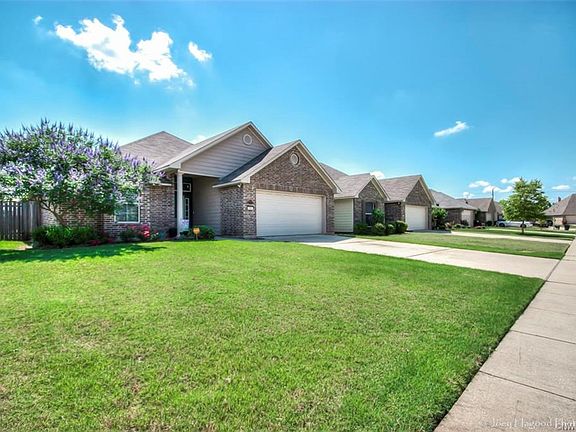 4th image of 306 Cotton Pointe