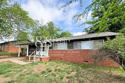 121 Gill Dr Photo 1